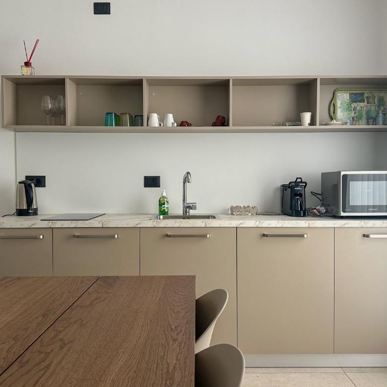 Porta San Biagio - rooms & apartments - Deluxe One-Bedroom Apartment with City View - 7