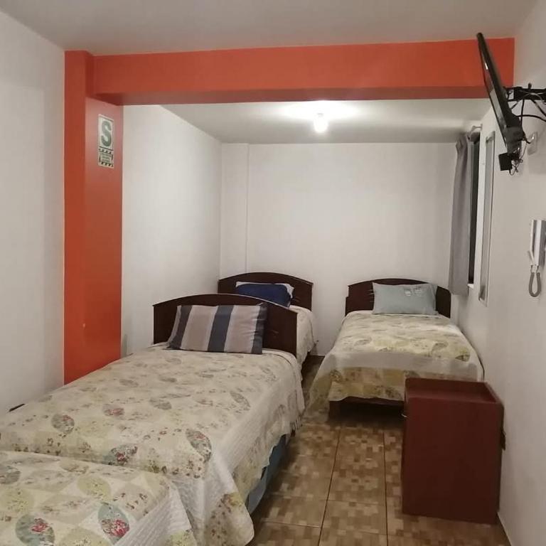 Gran Hotel Leguia - Habitación cuádruple - 1