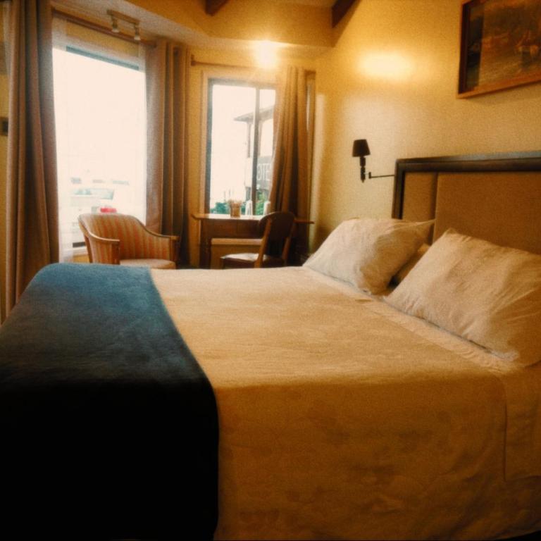 Hotel Puerto Mayor - Habitación Executive con cama grande - 26