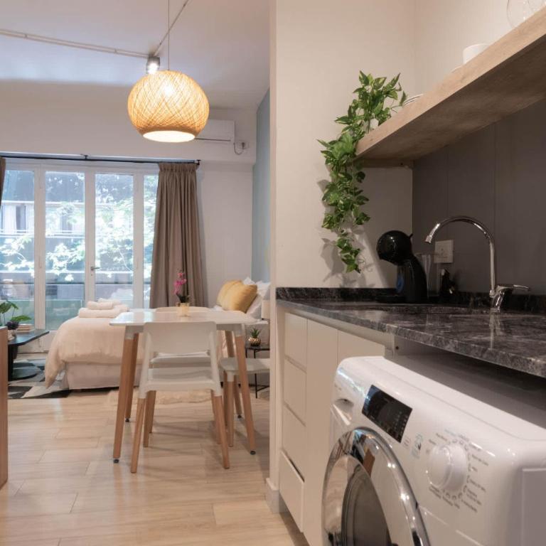 MOT ChicHaus 8 Lux Units 30 pax Daily Housekeeping! - Casa - 7