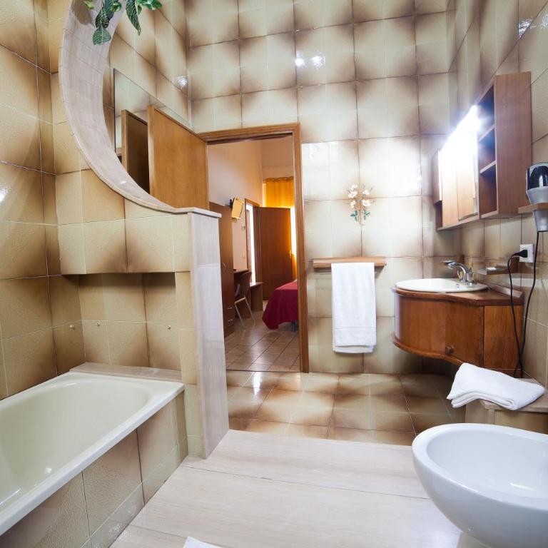 Corona Vacanze - Triple Room - 3