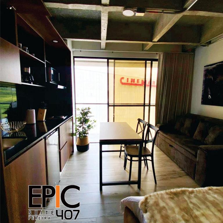 Epic Suite 407 Deluxe Airport - King Suite - 10