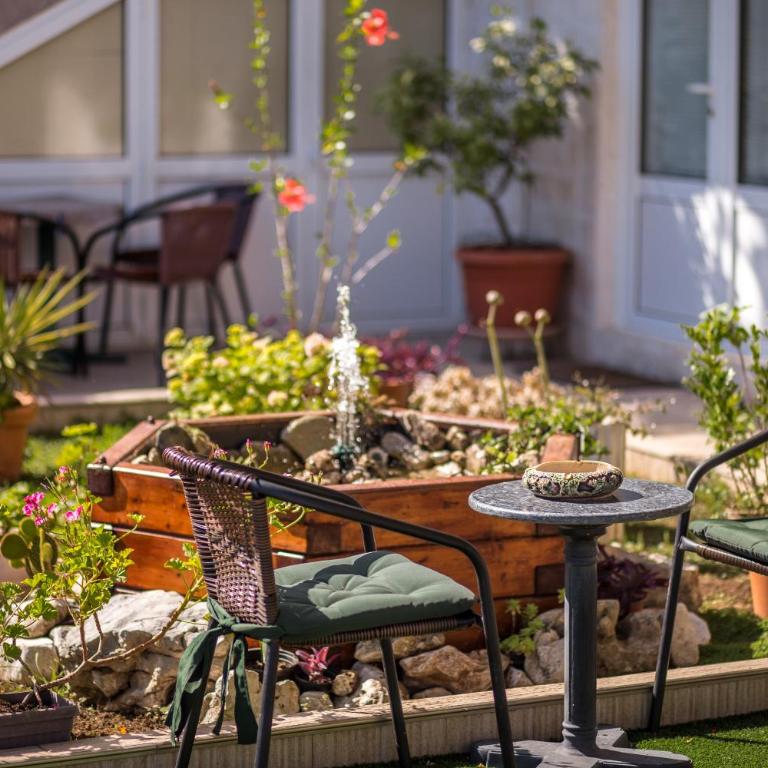 Durakovic Apartments - Studio with Garden View - 1