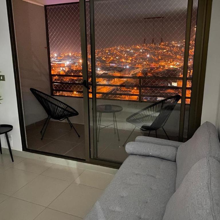 Departamento con vista al mar y cruz del tercer milenio Coquimbohouse - Three-Bedroom Apartment - 20