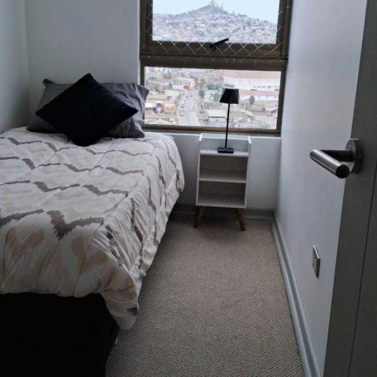 Departamento con vista al mar y cruz del tercer milenio Coquimbohouse - Three-Bedroom Apartment - 26
