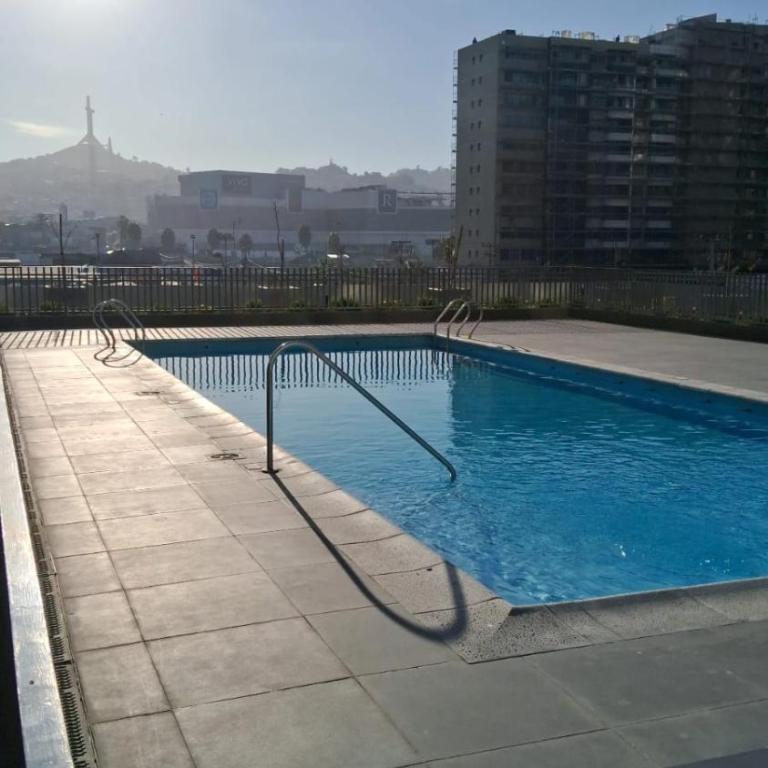 Departamento con vista al mar y cruz del tercer milenio Coquimbohouse - Three-Bedroom Apartment - 32