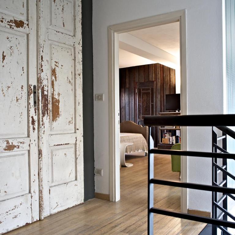 B&B Design - Camera Matrimoniale con Bagno Privato - 10