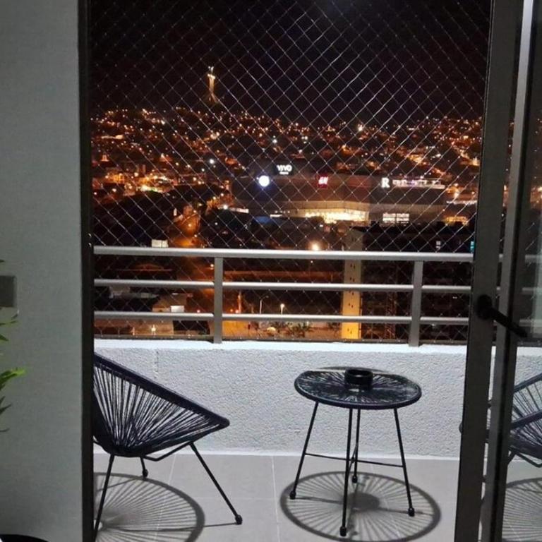 Departamento con vista al mar y cruz del tercer milenio Coquimbohouse - Three-Bedroom Apartment - 10