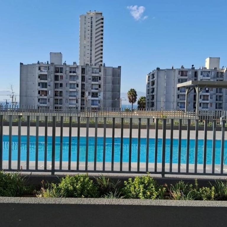 Departamento con vista al mar y cruz del tercer milenio Coquimbohouse - Three-Bedroom Apartment - 5