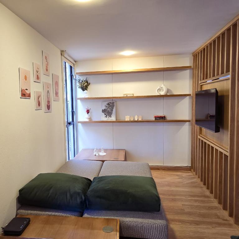 Cerca a La Candelaria, Bogotá, moderno con parqueadero - One-Bedroom Apartment - 20