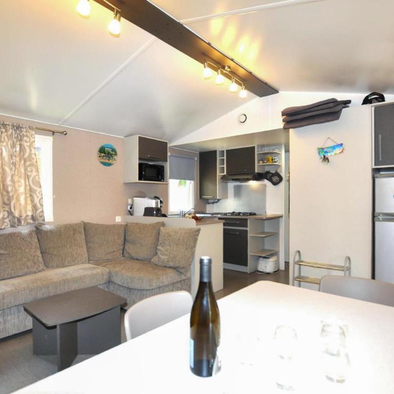 Mobile Home Proche Mer Piscine - Mobile Home - 3