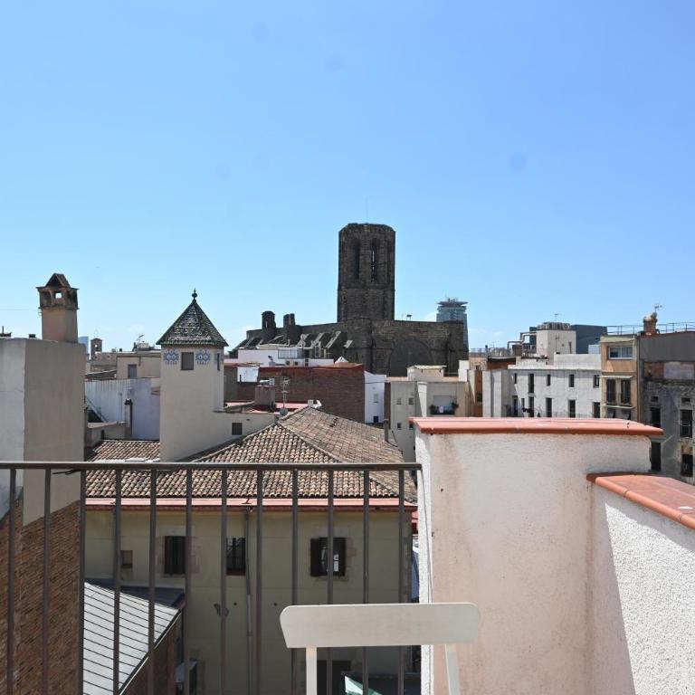 Homenfun Barcelona Ciutat Vella - Superior Apartment with City View - 11