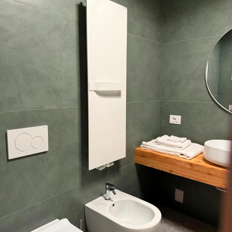 Palazzo Righi - Appartamento con 2 Camere da Letto - 17