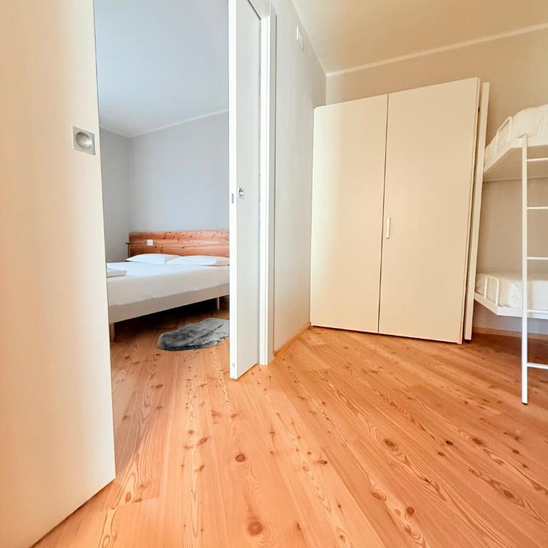 Palazzo Righi - Appartamento con 2 Camere da Letto - 9