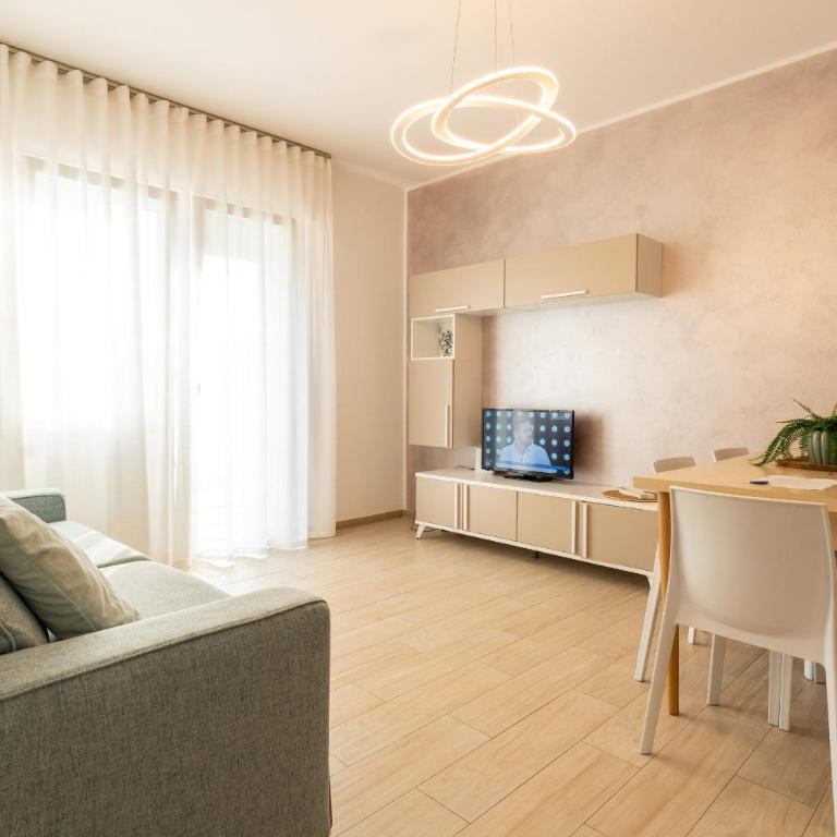 Trilocale VI20, Condominio Vicenza - Adria Holiday Jesolo - FAMILY APARTMENT - Two-Bedroom Apartment - 1