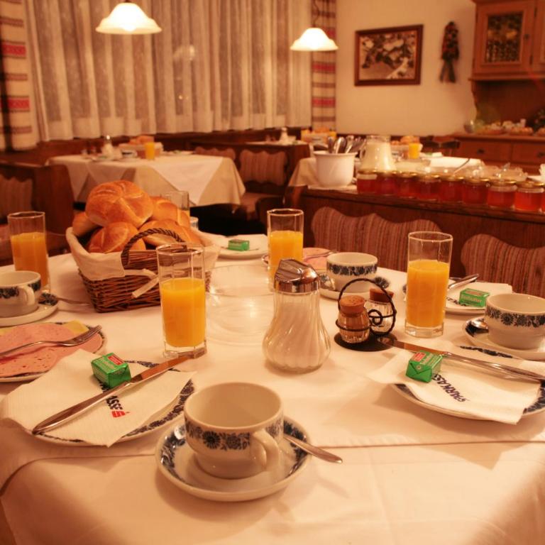 Pension Hauserhof - Deluxe Doppelzimmer mit Balkon - 15