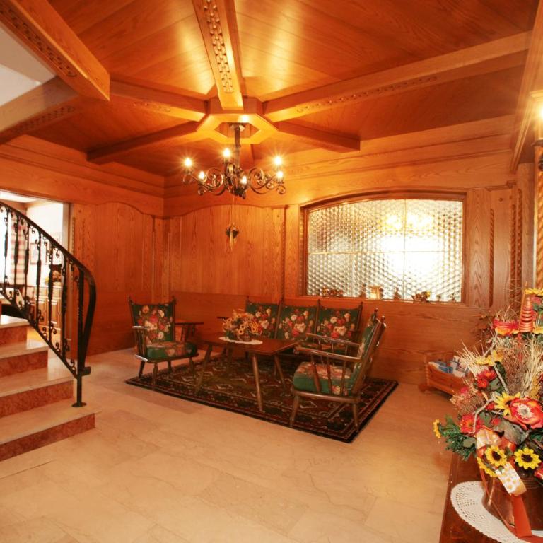 Pension Hauserhof - Deluxe Doppelzimmer mit Balkon - 17