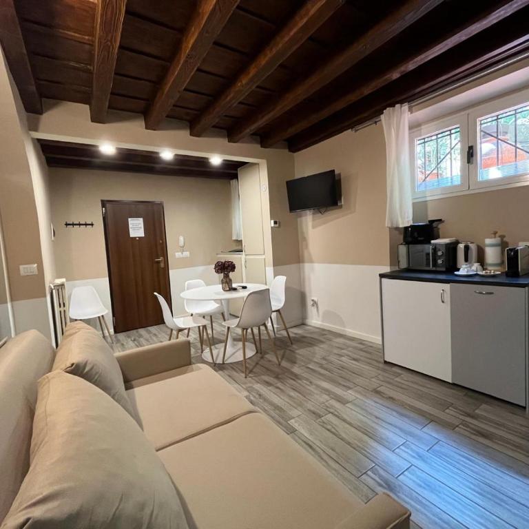 Piccolo Rifugio in Santa Croce - Appartamento con 1 Camera da Letto - 11