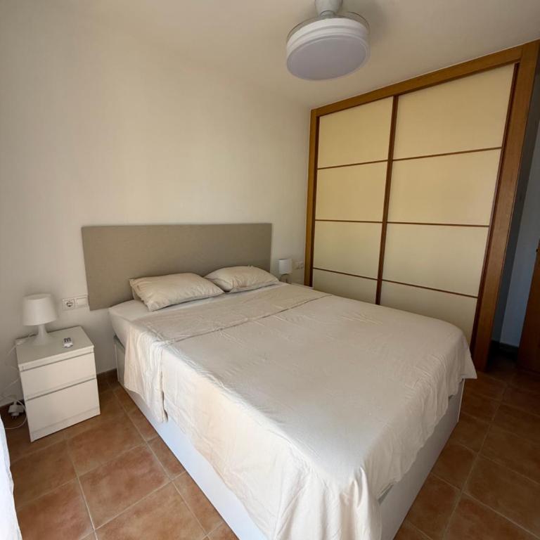 no diposnible - One-Bedroom Apartment - 13