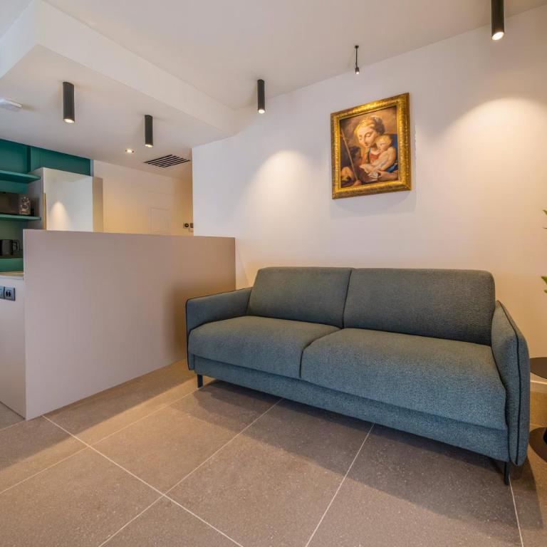 ApartmentsArena - Palazzo Cignaroli - One-Bedroom Apartment - 2