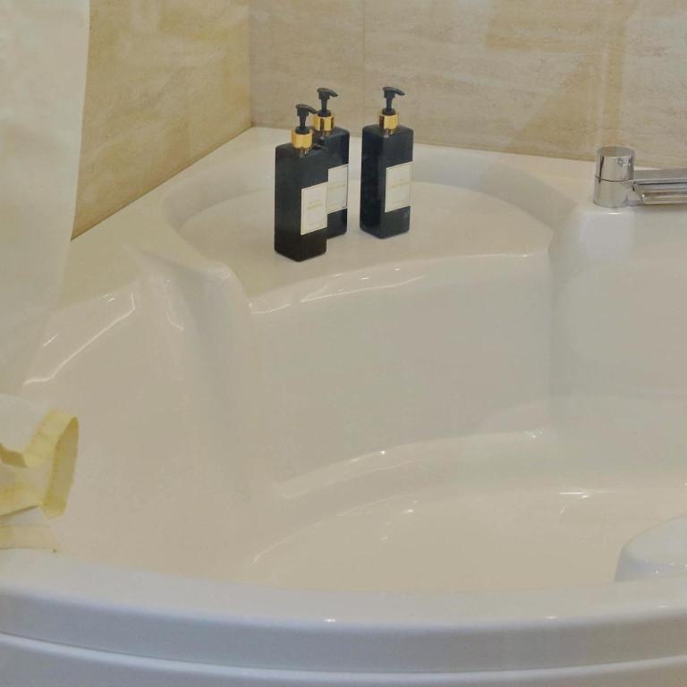 Vicolo Savelli Luxury Suites - Appartamento con 2 Camere da Letto - 30