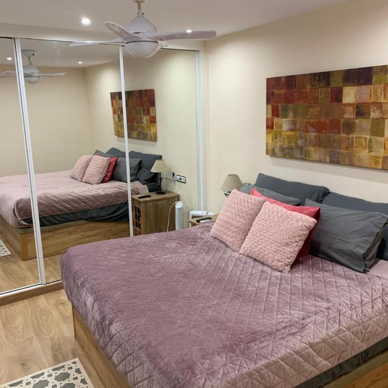LaVista Penthouse private balcony and sea views - One-Bedroom Apartment - 6