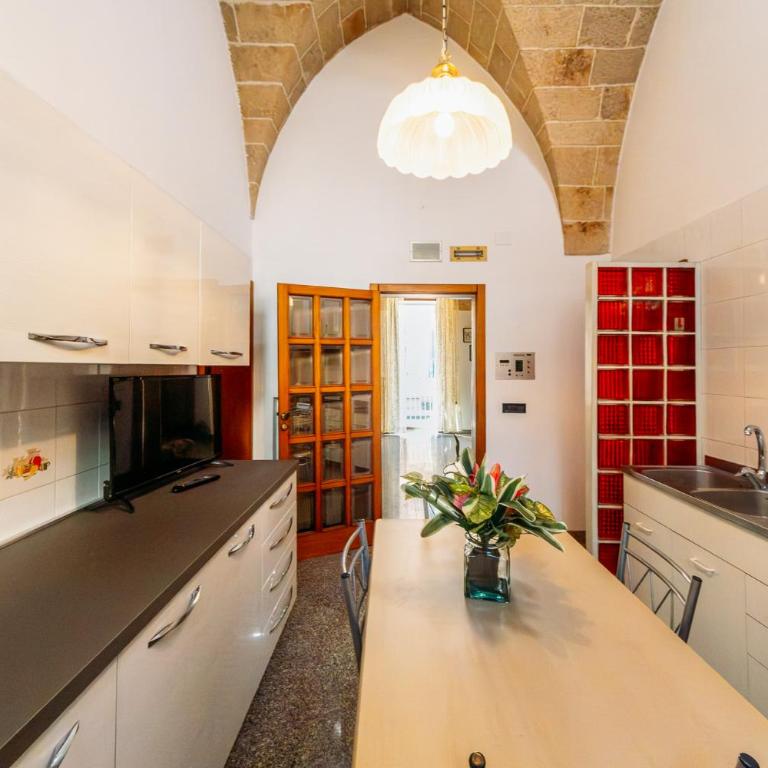 La Casa Rosa - Appartamento con 2 Camere da Letto - 58