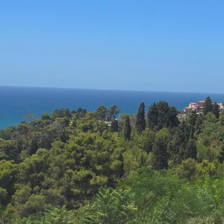 BETA Hause - Deluxe Double or Twin Room with Sea View - 1