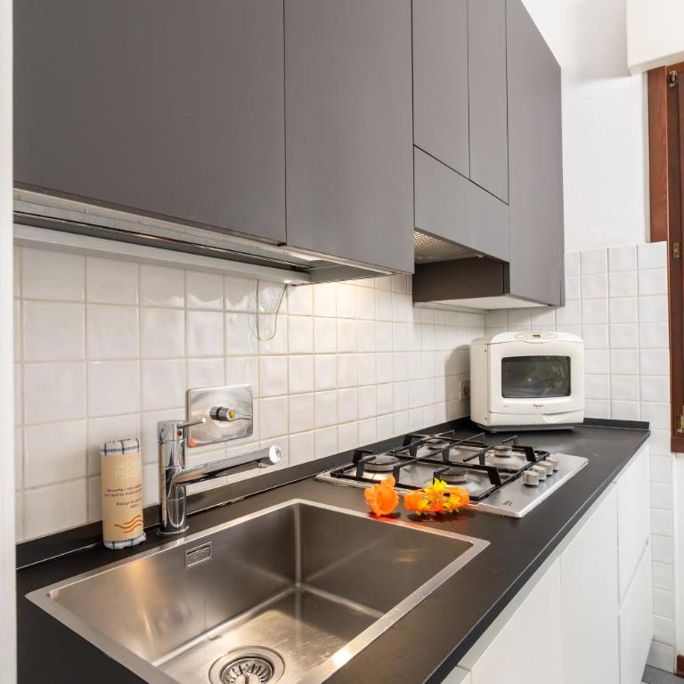 Appartamenti Casa De Lazzari - Piazza Brescia - Adria Holiday Jesolo - FAMILY APARTMENTS - Appartamento con 1 Camera da Letto - 8