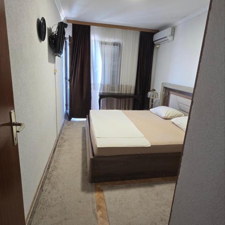 BETA Hause - Deluxe Double or Twin Room with Sea View - 4