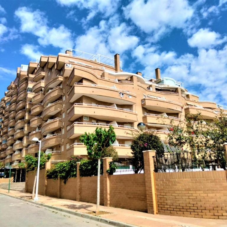 ACV - Costa Marina I- 1º linea planta 6 frontal - Apartamento de 3 dormitorios - 22