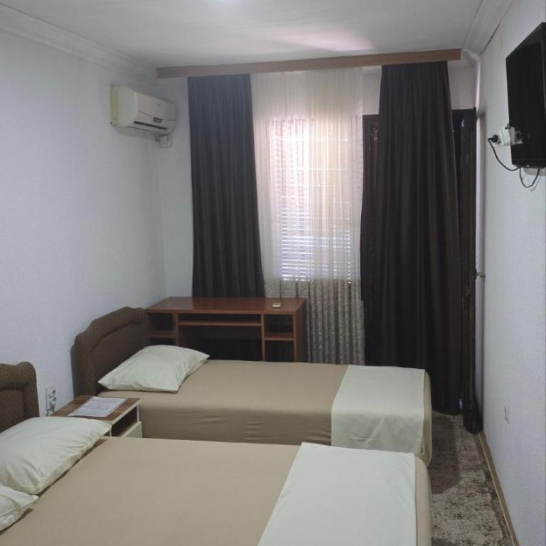 BETA Hause - Deluxe Double or Twin Room with Sea View - 2