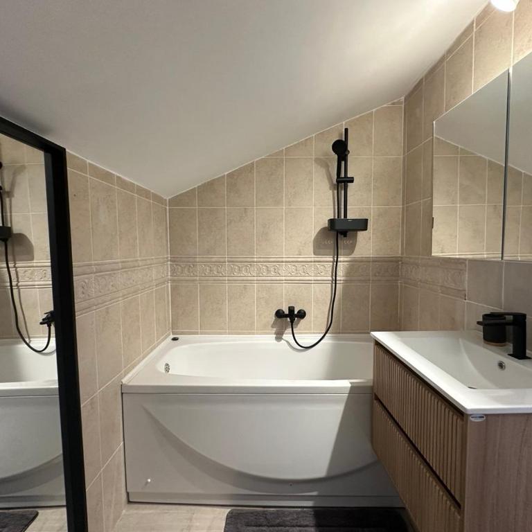 Stunning view designer apartment - Apartman sa 3 Spavaće Sobe - 14