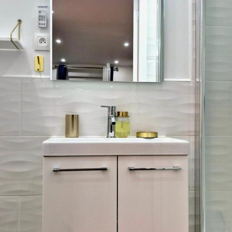 Le Moderne - Wifi - Near train station - Apartamento de 1 dormitorio - 12