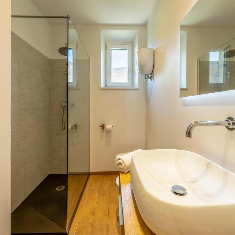Genteel Home Porta Camollia Siena - Appartamento con 2 Camere da Letto - 10