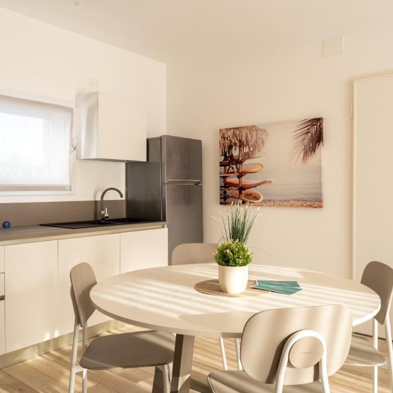 Sun Beach Residence con Piscina - Piazza Brescia - Adria Holiday Jesolo - FAMILY APARTMENTS - Two-Bedroom Apartment - 19