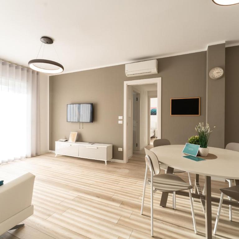 Sun Beach Residence con Piscina - Piazza Brescia - Adria Holiday Jesolo - FAMILY APARTMENTS - Two-Bedroom Apartment - 10