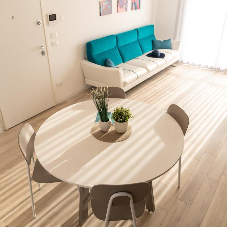 Sun Beach Residence con Piscina - Piazza Brescia - Adria Holiday Jesolo - FAMILY APARTMENTS - Two-Bedroom Apartment - 8