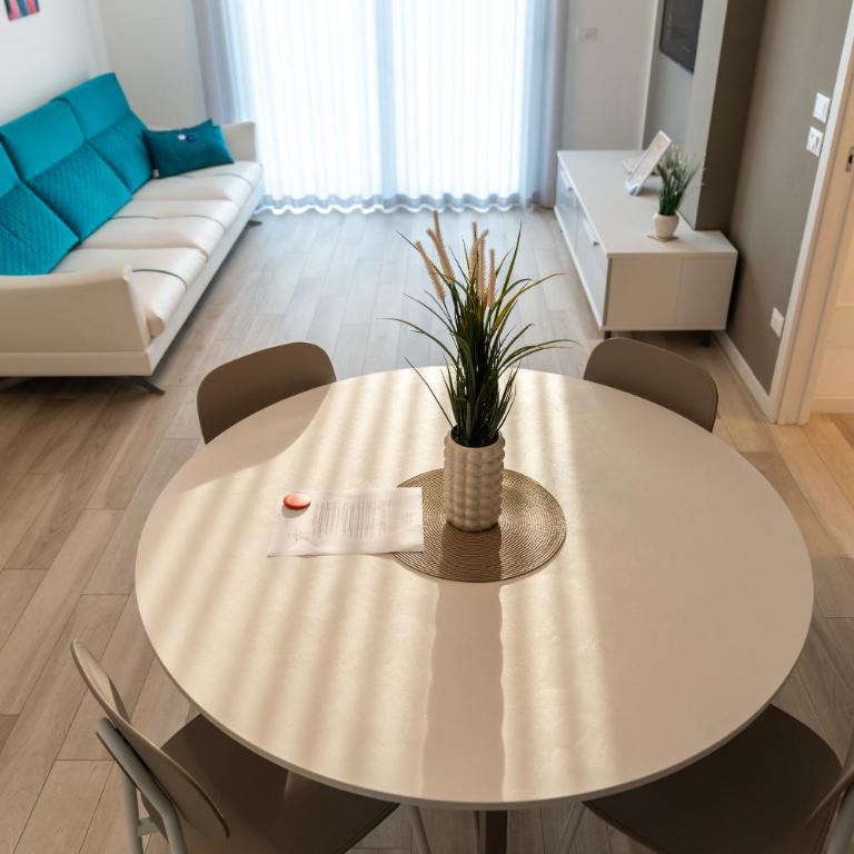 Sun Beach Residence con Piscina - Piazza Brescia - Adria Holiday Jesolo - FAMILY APARTMENTS - Two-Bedroom Apartment - 21
