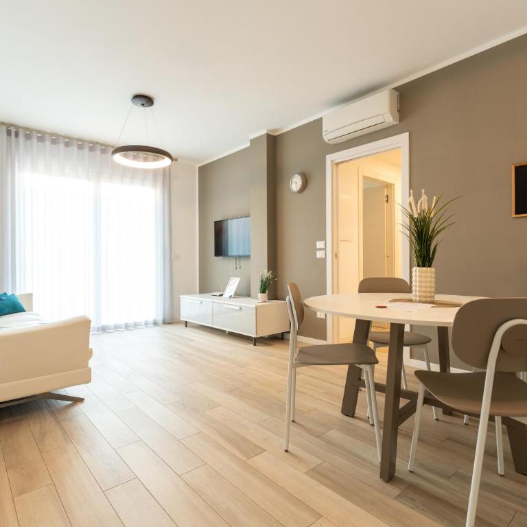 Sun Beach Residence con Piscina - Piazza Brescia - Adria Holiday Jesolo - FAMILY APARTMENTS - Two-Bedroom Apartment - 28