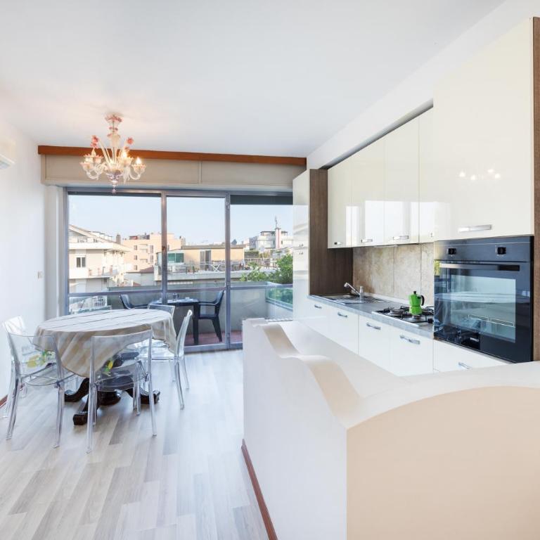 Gramsci Apartments - Riccione Centro - Superior Apartment - 27