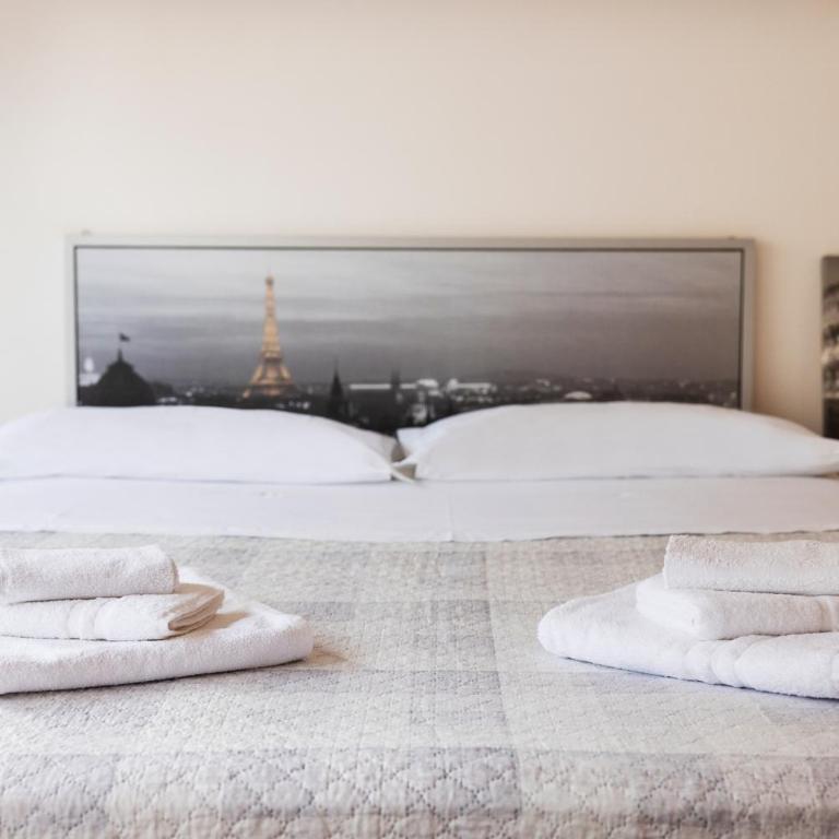 Gramsci Apartments - Riccione Centro - Apartment with View and Balcony - 43