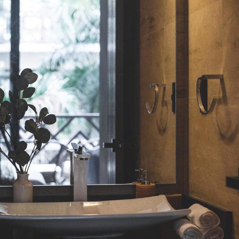 La Bohème Ultra-Luxe Condo - Apartamento con balcón - 66
