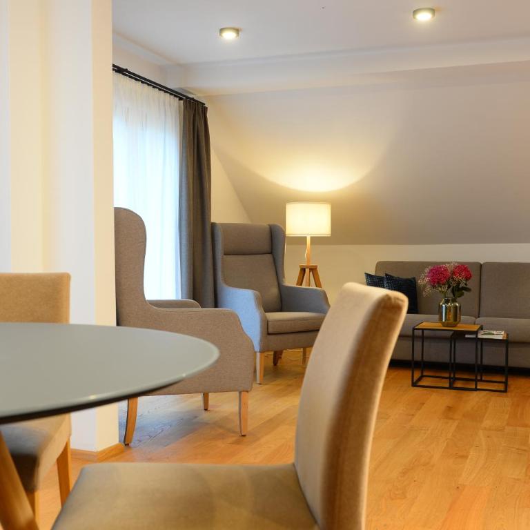 Landgasthof Sagenhaft - Apartment mit 1 Schlafzimmer und Balkon - 3