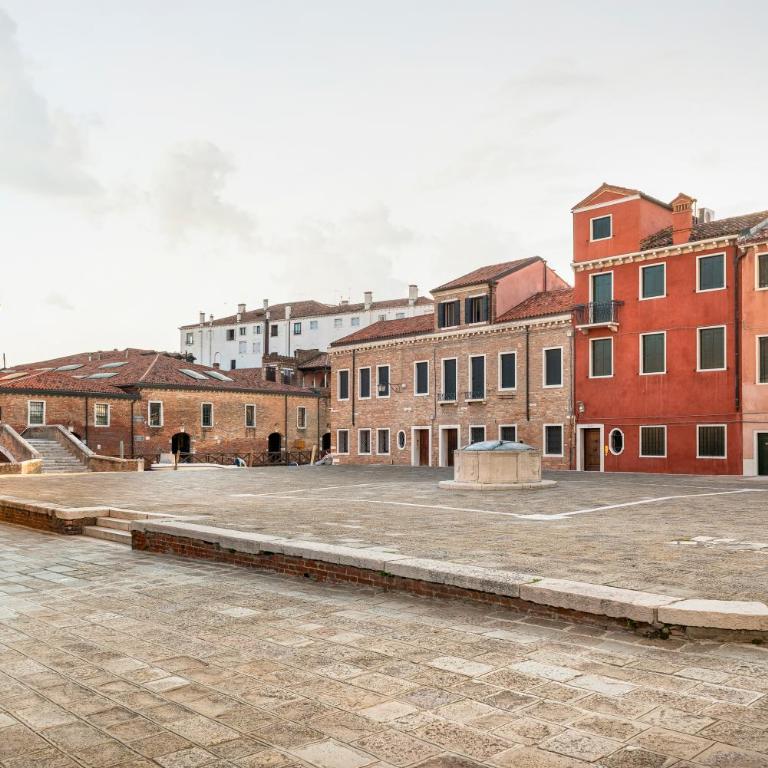 Domus Carla with Garden R&R - Two-Bedroom Deluxe Apartment - 64