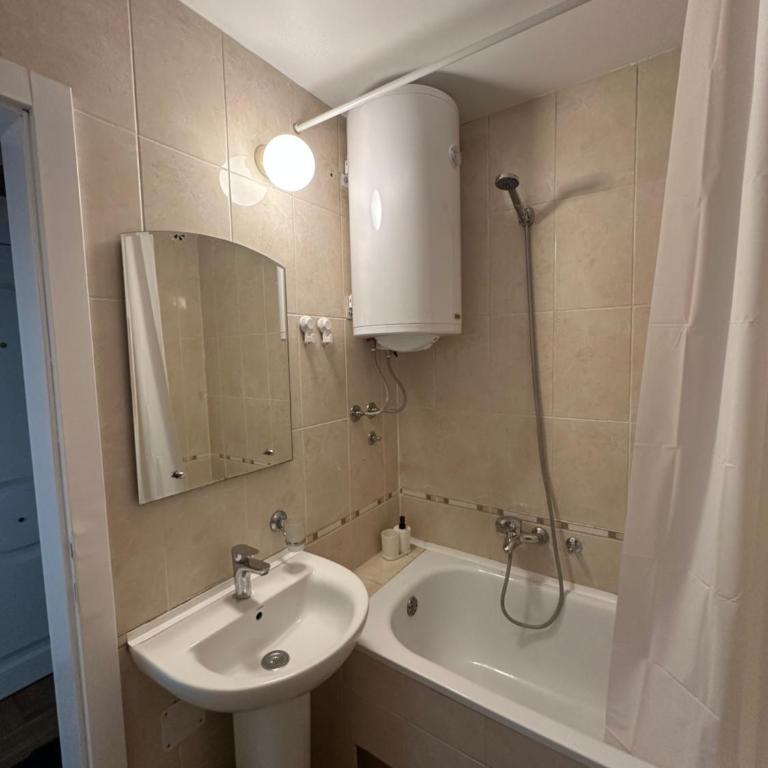 Urban Nest 36A - One-Bedroom Apartment - 18
