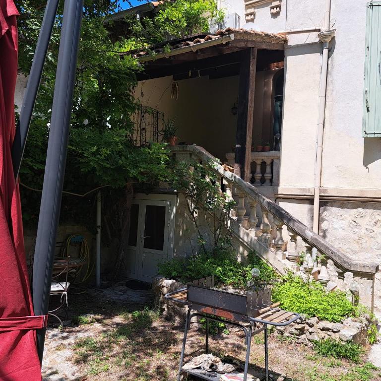 Studio au calme dans propriété avec jardin - Studio mit Queensize-Bett - 7