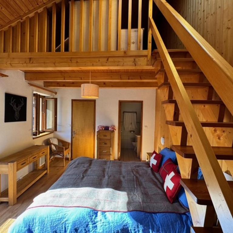 Maison de village aux Allues, 3 chambres, proche commerces - FR-1-411-987 - Maison de Vacances - 18