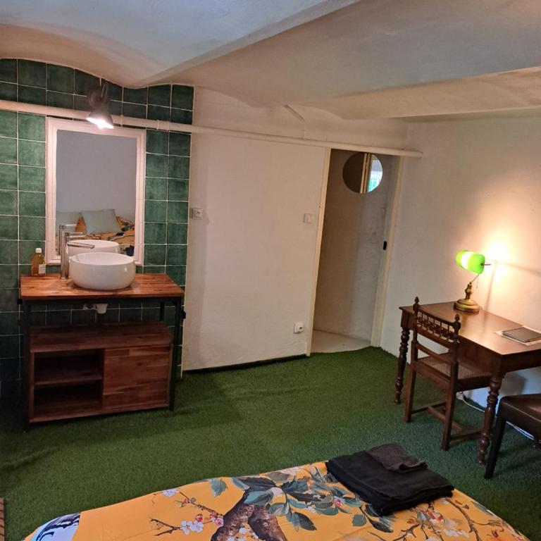 Studio au calme dans propriété avec jardin - Studio mit Queensize-Bett - 3