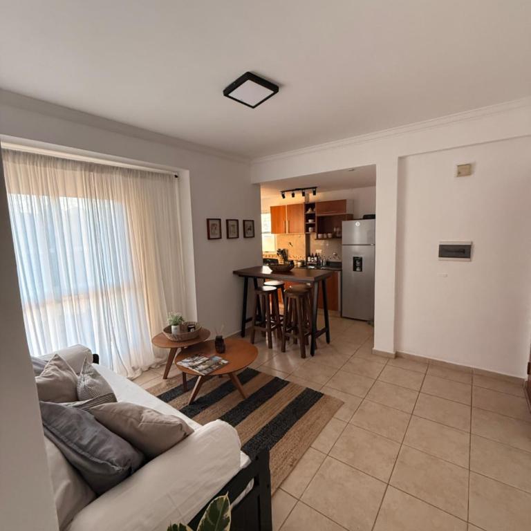 Departamento DE 1 HABITACION en el centro - One-Bedroom Apartment - 6